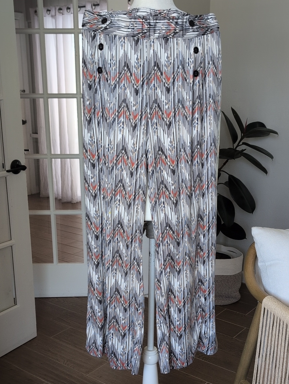 Robert Louis Wide-Leg Drape Pants Large